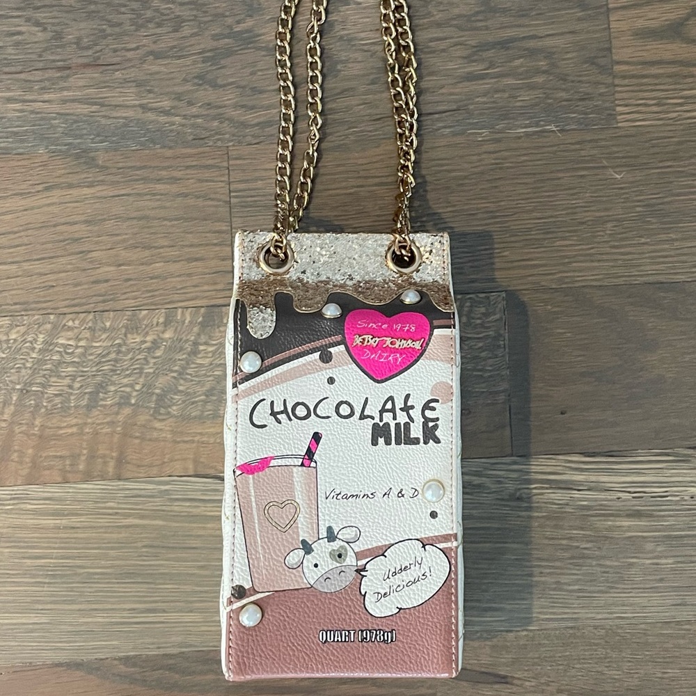 NWOT Betsey Johnson Chocolate Milk Handbag